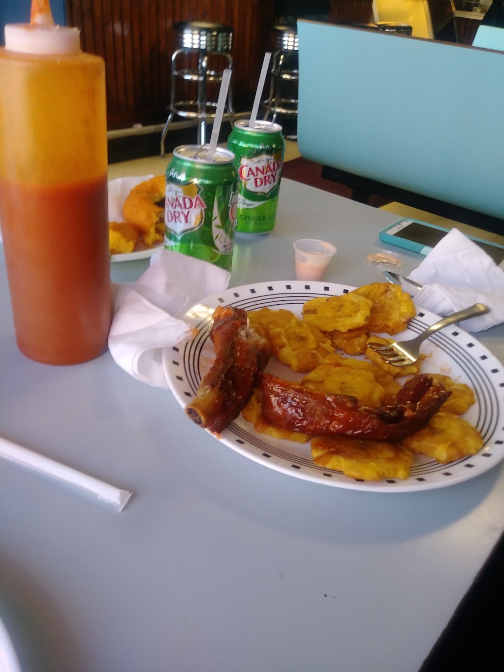 Sazon Latino Restaurant | restaurant | 130 Chandler St, Worcester, MA 01609, USA | 5087975645 OR +1 508-797-5645