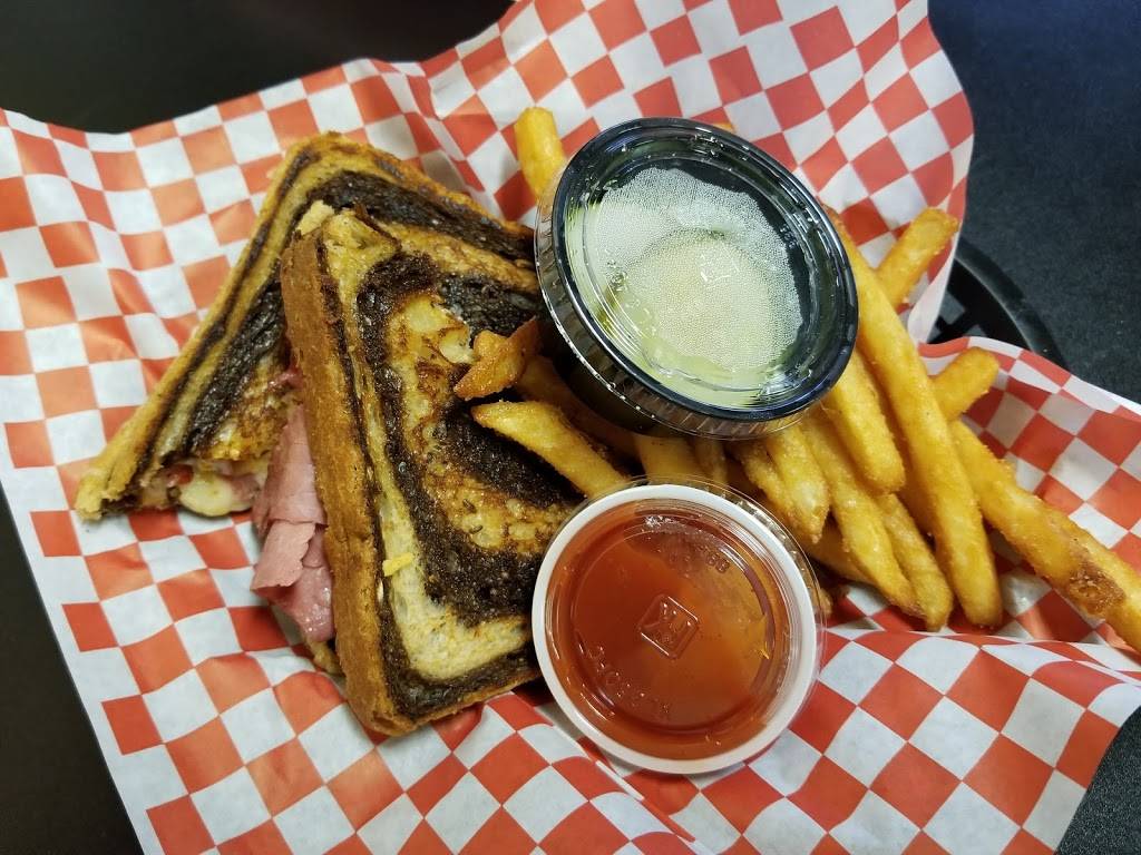 Cheezies | restaurant | 5995 Preston Rd, Frisco, TX 75034, USA | 4695353306 OR +1 469-535-3306