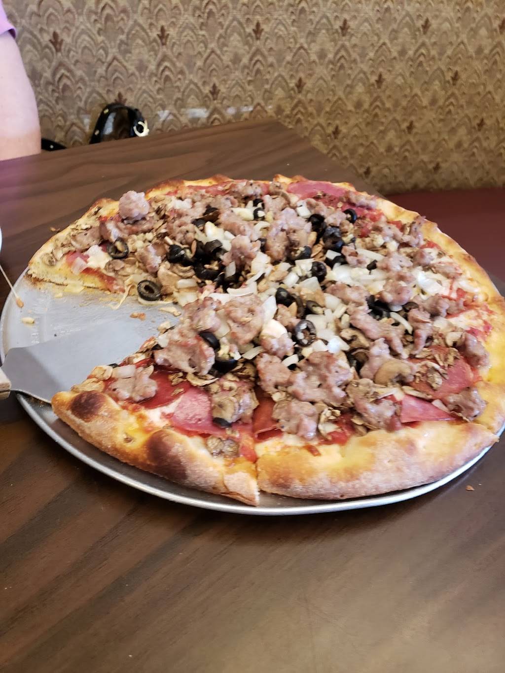 Emperor Nortons Italian Restaurant & Pizzeria | restaurant | 7058 Santa Teresa Blvd, San Jose, CA 95139, USA | 4082264424 OR +1 408-226-4424