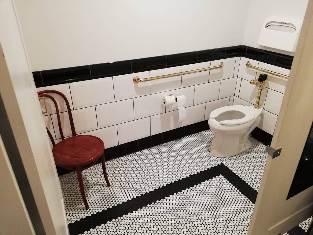 The Roxy Encinitas | restaurant | 517 S Coast Hwy 101, Encinitas, CA 92024, USA | 7602302899 OR +1 760-230-2899