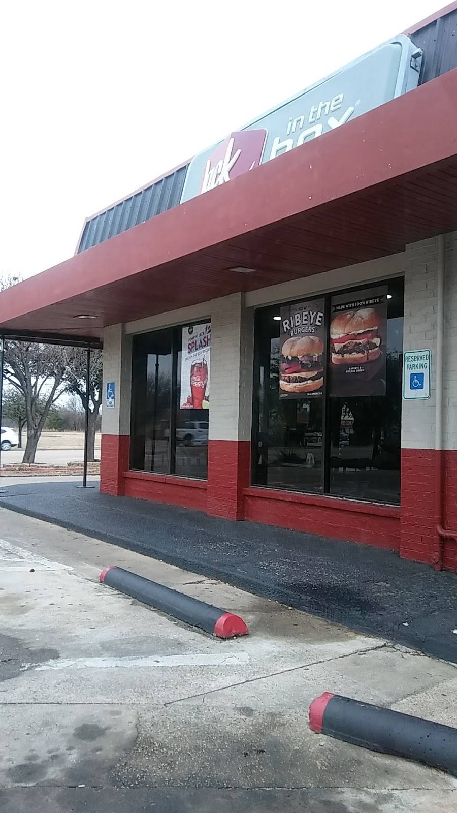 Jack in the Box | restaurant | 2514 S Belt Line Rd, Grand Prairie, TX 75052, USA | 9722643177 OR +1 972-264-3177