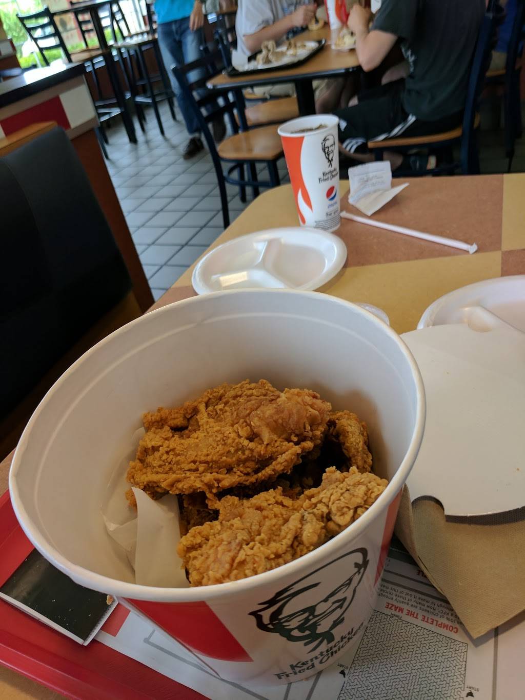 KFC | restaurant | 609 Sagamore Pkwy W, West Lafayette, IN 47906, USA | 7654636212 OR +1 765-463-6212