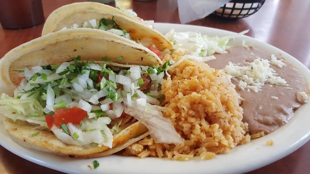 El Pueblito | restaurant | 1221 E Imperial Hwy, Placentia, CA 92870, USA | 7148547956 OR +1 714-854-7956