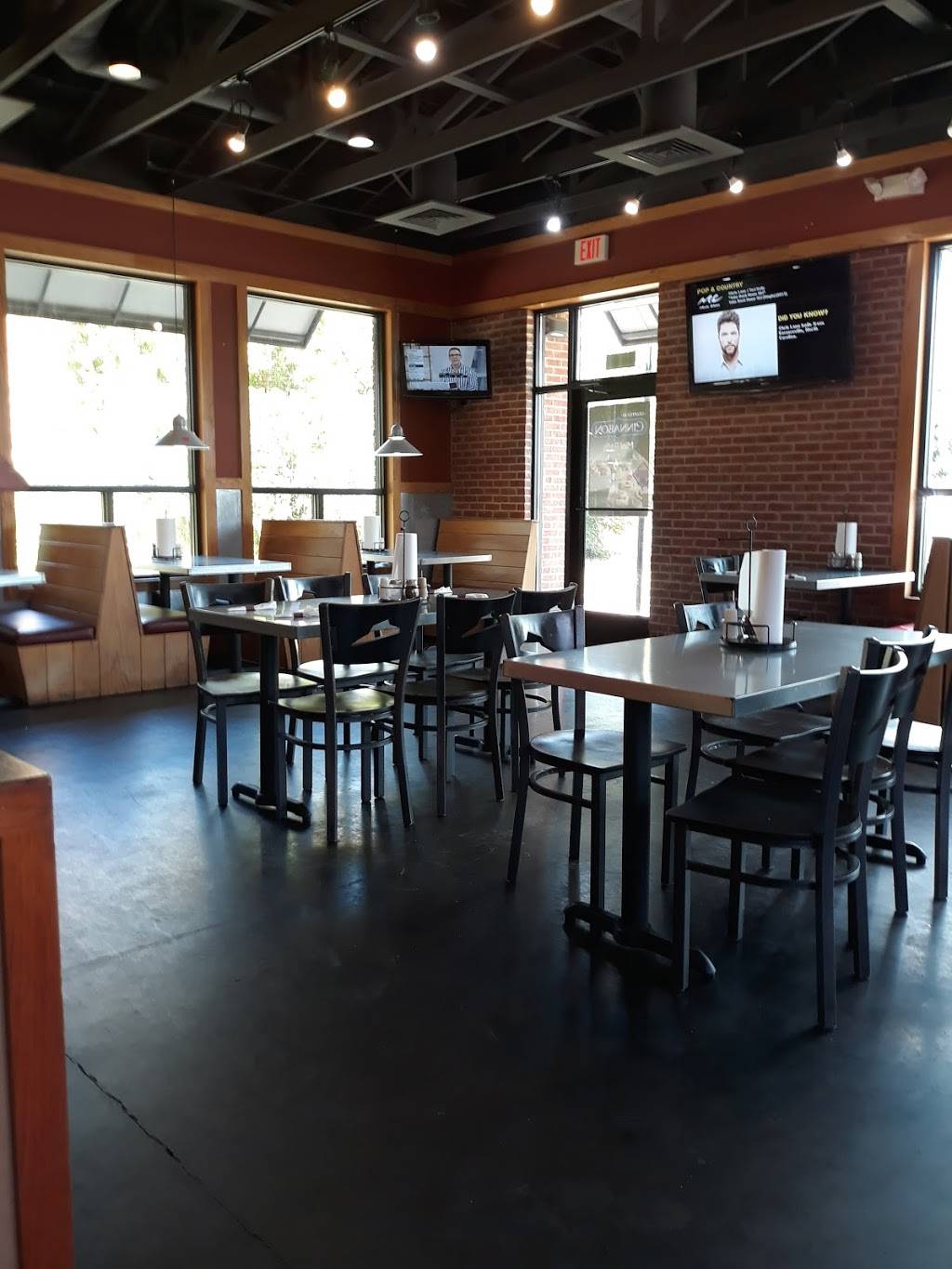 Pizza Hut | meal takeaway | 1015 Martha Berry Blvd NE, Rome, GA 30165, USA | 7062354746 OR +1 706-235-4746