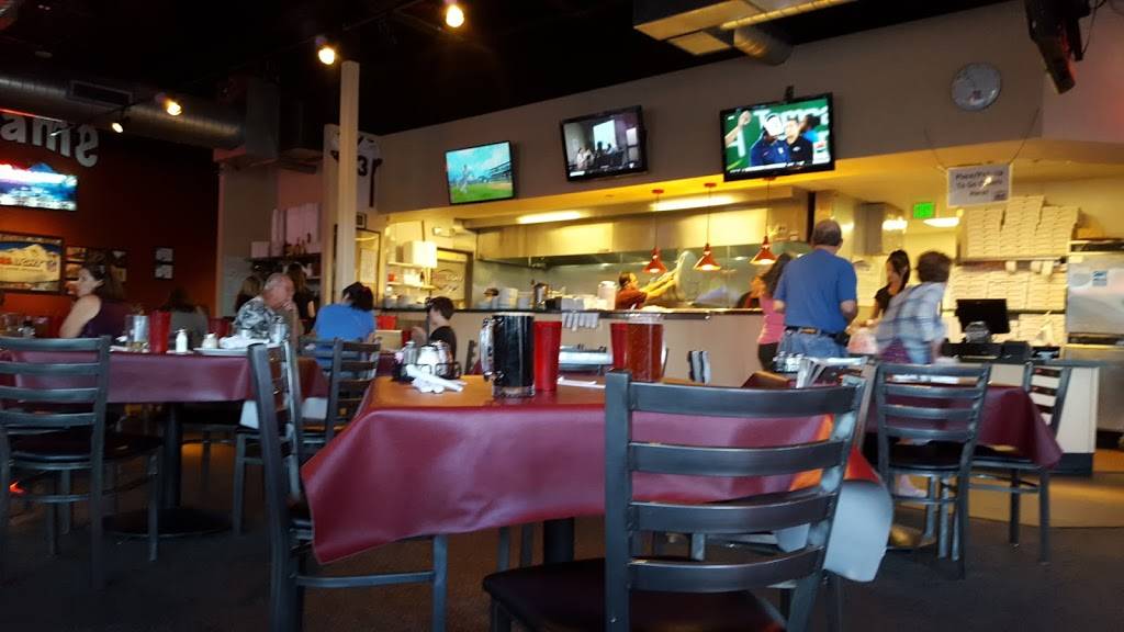 Lil Riccis | restaurant | 16950 W Colfax Ave, Golden, CO 80401, USA | 3032151618 OR +1 303-215-1618