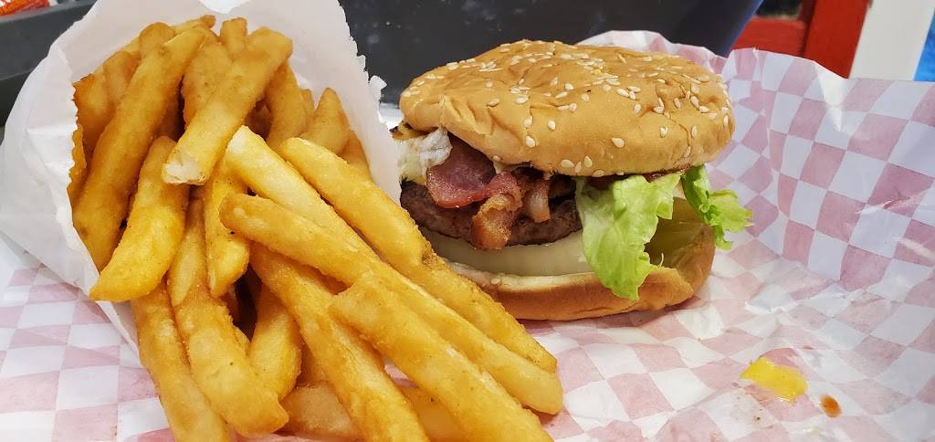 Small Fryes | restaurant | 4225 Preston-Fall City Rd SE, Fall City, WA 98024, USA | 4252227688 OR +1 425-222-7688