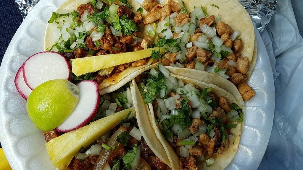 Taqueria la flama food truck | restaurant | 19044 108th Ave SE, Renton, WA 98055, USA | 4255249409 OR +1 425-524-9409