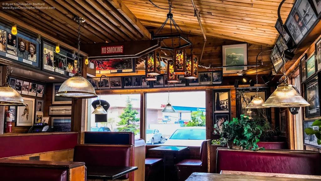 Arctic Roadrunner | restaurant | 5300 Old Seward Hwy, Anchorage, AK 99518, USA | 9075611245 OR +1 907-561-1245
