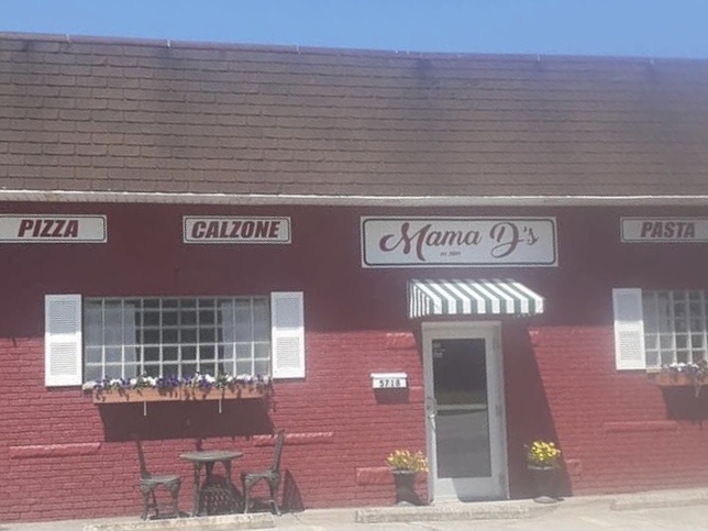Mama D’s | restaurant | 5718 Belmont Ave, Youngstown, OH 44505, USA | 3303333364 OR +1 330-333-3364