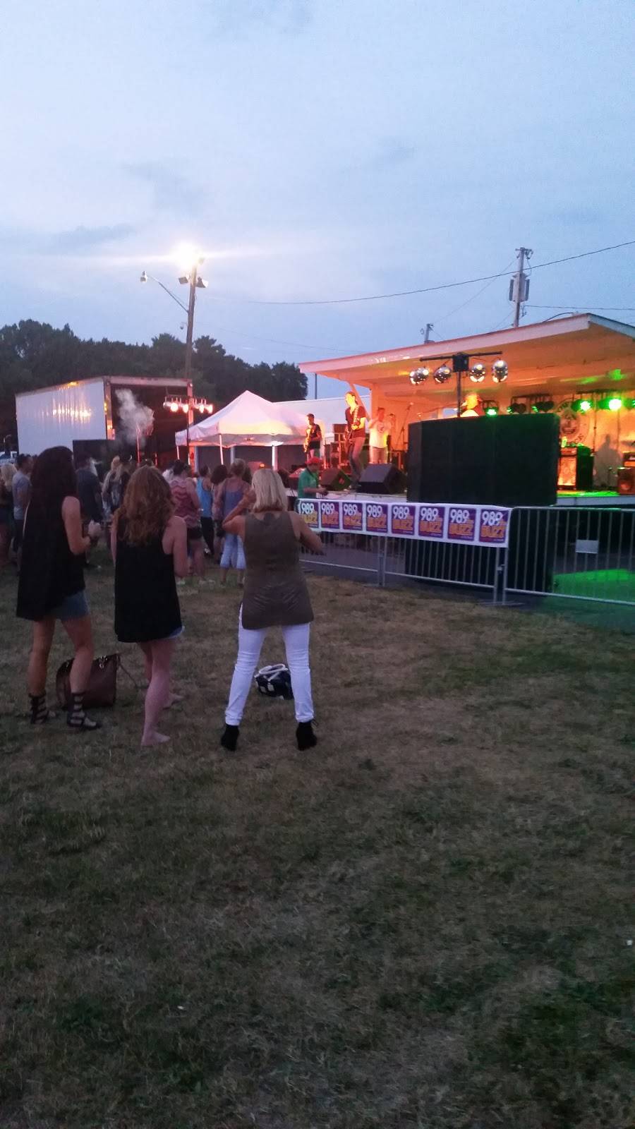 Barnard Restaurant & Party House | restaurant | 360 Maiden Ln, Rochester, NY 14616, USA | 5856631250 OR +1 585-663-1250