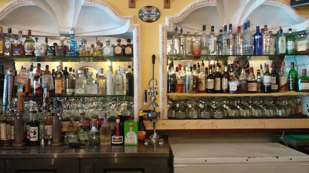 Azteca D Oro | restaurant | 5860 Cypress Gardens Blvd, Winter Haven, FL 33884, USA | 8632959080 OR +1 863-295-9080