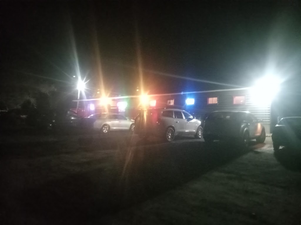 The Straight 8 Bar | restaurant | 594 US-8, Amery, WI 54001, USA | 7152688926 OR +1 715-268-8926