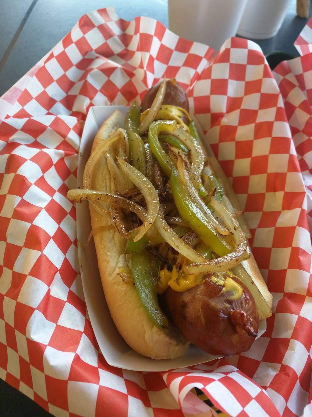 Larrys Chili Dog | restaurant | 3122 W Burbank Blvd, Burbank, CA 91505, USA | 8188420244 OR +1 818-842-0244