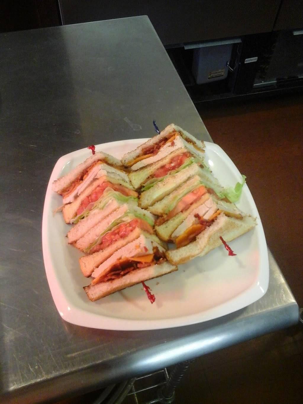 Daves Diner | restaurant | 188 Huron Rd, Sebringville, ON N0K 1X0, Canada | 5193938726 OR +1 519-393-8726