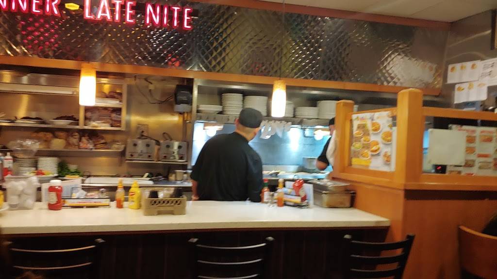 Dennys | restaurant | 8601 S Bellanca Ave, Los Angeles, CA 90045, USA | 3104101222 OR +1 310-410-1222