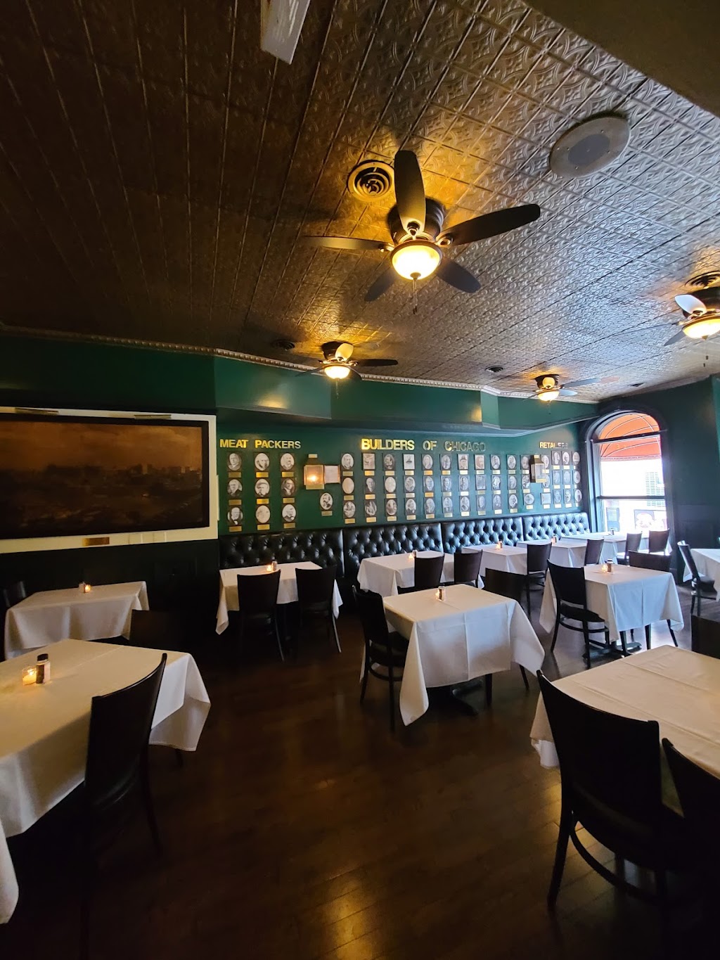 Chicago Chop House | restaurant | 60 W Ontario St, Chicago, IL 60654, USA | 3127877100 OR +1 312-787-7100