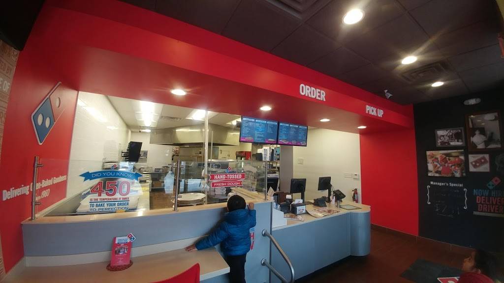 Dominos Pizza | meal delivery | 12 Polly Drummond Hill Rd, Newark, DE 19711, USA | 3027382200 OR +1 302-738-2200