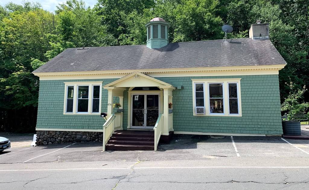 Tucks Tavern | restaurant | 876 Rubber Ave, Naugatuck, CT 06770, USA | 4752123453 OR +1 475-212-3453