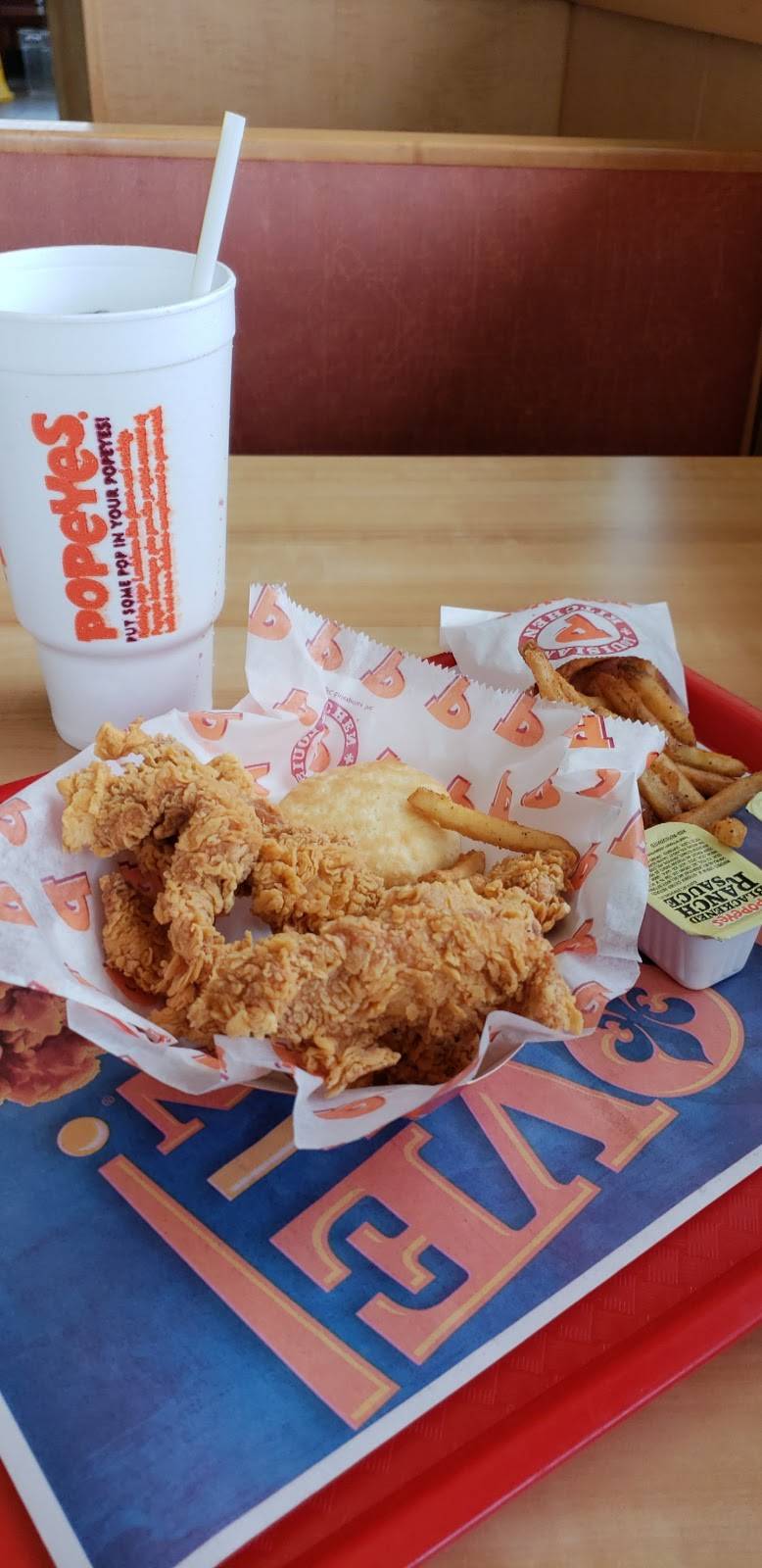 Popeyes Louisiana Kitchen | restaurant | 5550 Durand Ave, Racine, WI 53406, USA | 2626726806 OR +1 262-672-6806