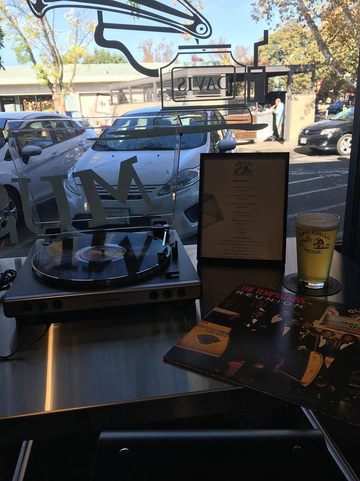 Armadillo Music | restaurant | 207 F St, Davis, CA 95616, USA | 5307588058 OR +1 530-758-8058