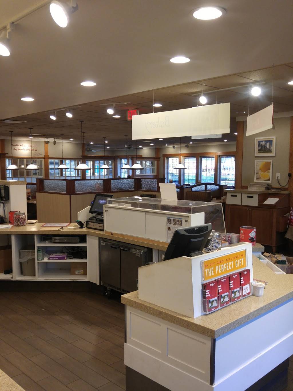 Bob Evans | restaurant | 301 Mall Rd, Barboursville, WV 25504, USA | 3047330888 OR +1 304-733-0888