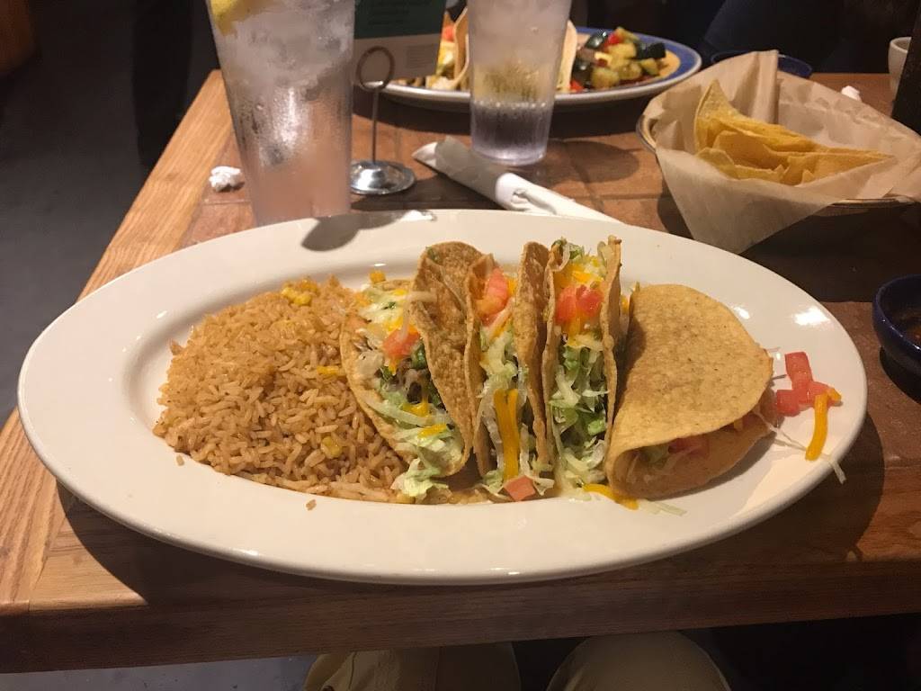 On the Border Mexican Grill & Cantina | restaurant | 103 Fletcher Pkwy, El Cajon, CA 92020, USA | 6194410200 OR +1 619-441-0200