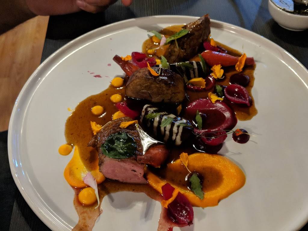 Restaurante Amores | restaurant | Presidente Adolfo de La Huerta 63, Primera, 21400 Tecate, B.C., Mexico | 016651221323 OR +52 665 122 1323