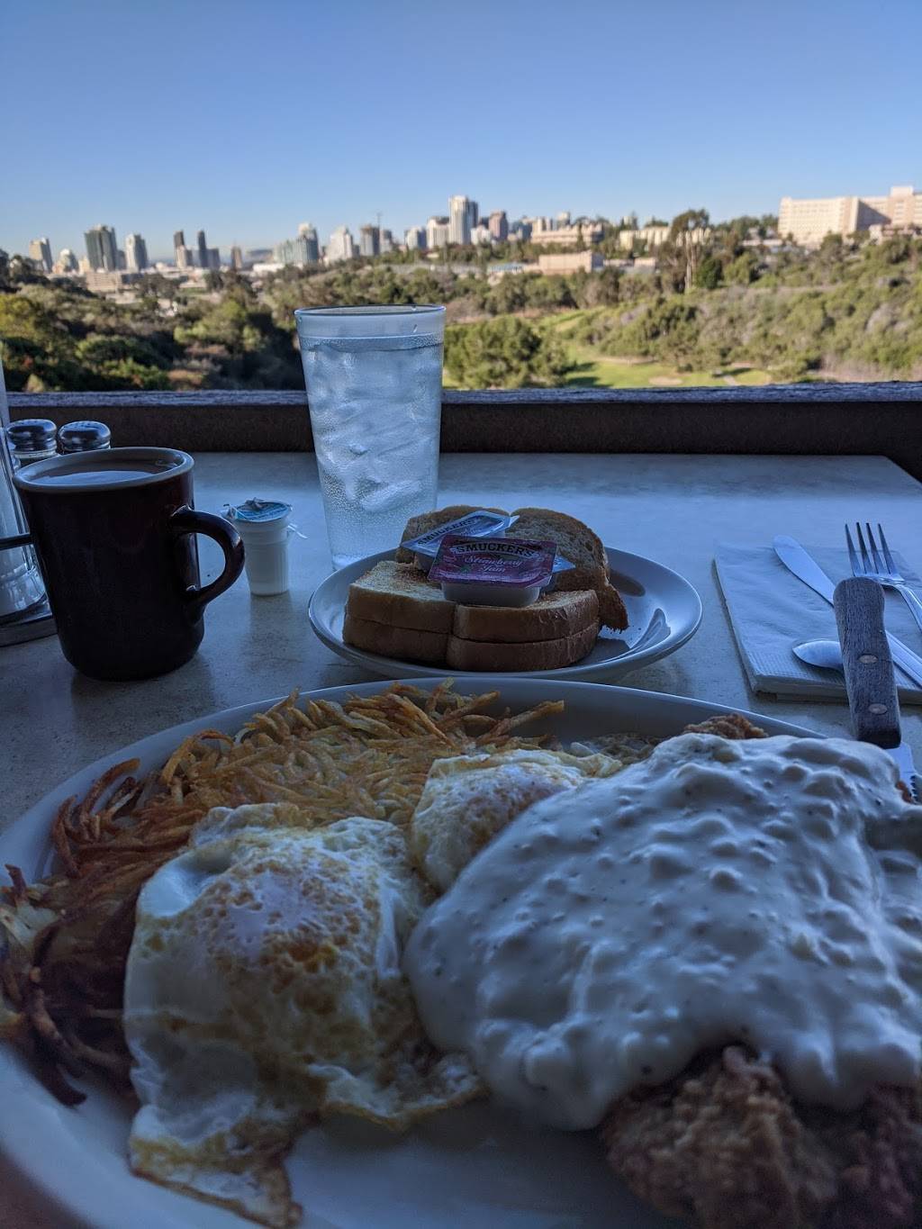 Tobeys 19th Hole Restaurant | restaurant | 2600 Golf Course Dr, San Diego, CA 92102, USA | 6192345921 OR +1 619-234-5921