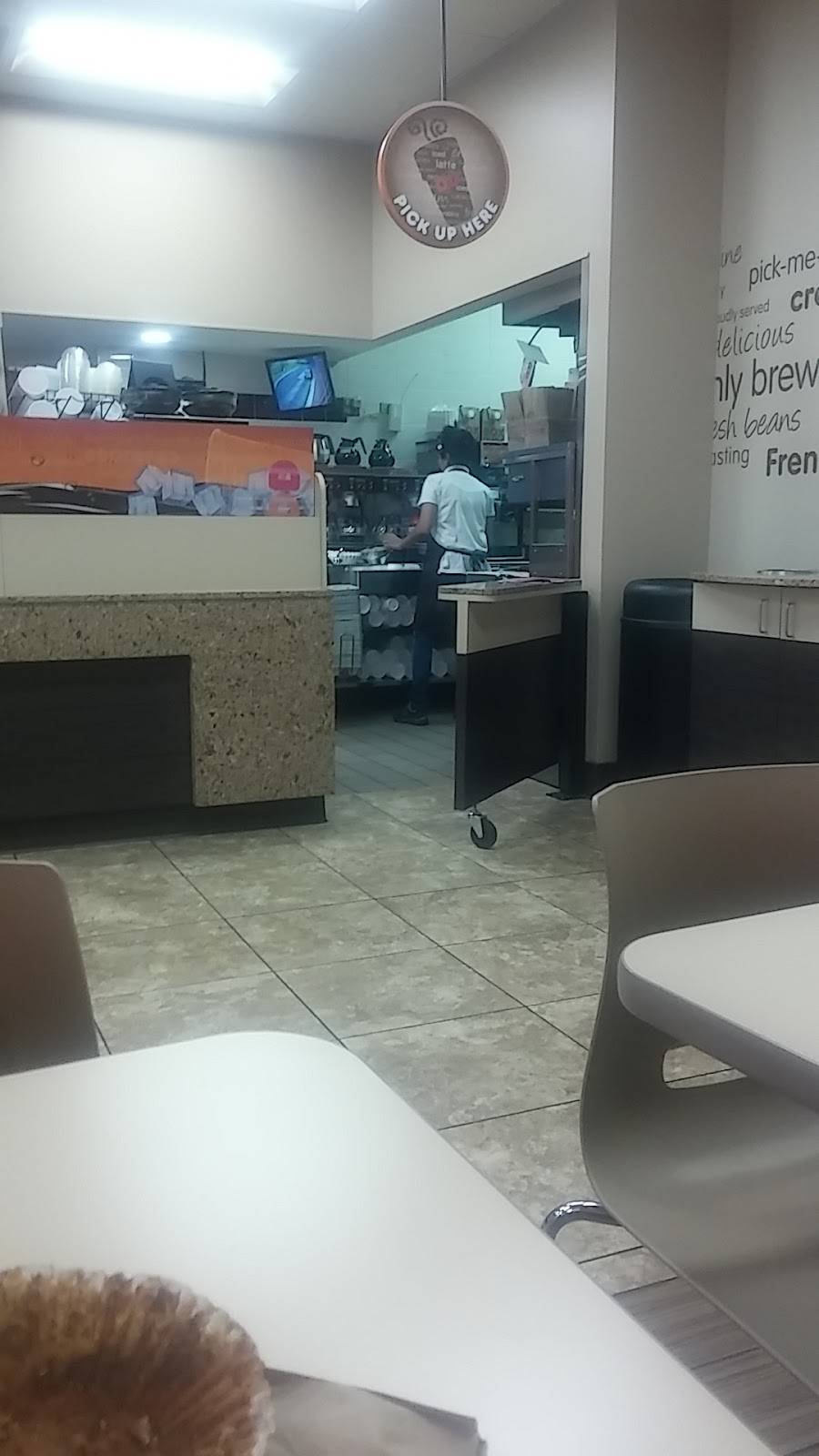 Dunkin | cafe | 7450 Barrington Rd, Hanover Park, IL 60133, USA | 6305401740 OR +1 630-540-1740