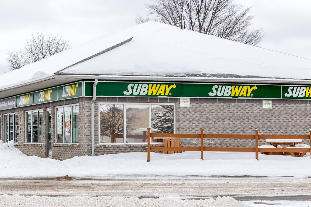 Subway | restaurant | Selwyn, ON K0L 2H0, Canada | 7056521209 OR +1 705-652-1209