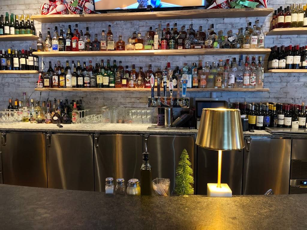 Grazianos Brick Oven Pizza | restaurant | 5960 W Touhy Ave, Niles, IL 60714, USA | 8476474096 OR +1 847-647-4096