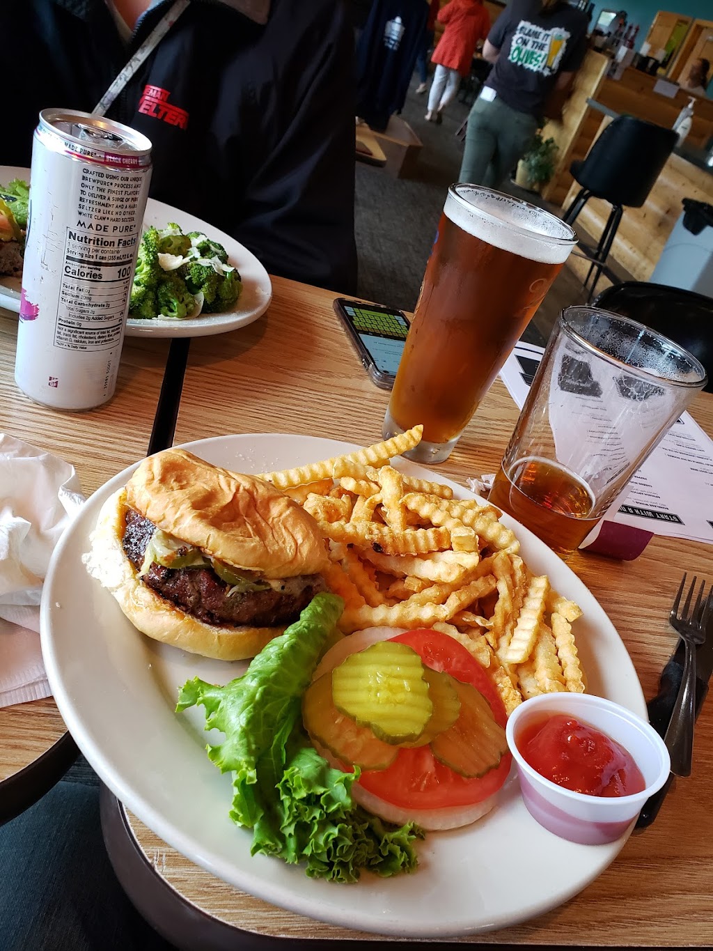 Sodak Shores | restaurant | 13514 Sodak Rd, Wilmot, SD 57279, USA | 6059384825 OR +1 605-938-4825