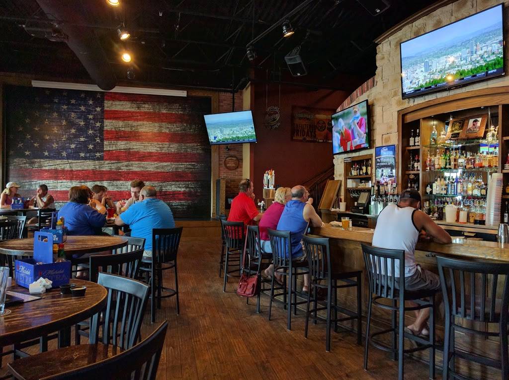 The BrewTop Pub and Patio | restaurant | 8614 N Boardwalk Ave, Kansas City, MO 64154, USA | 8165849292 OR +1 816-584-9292