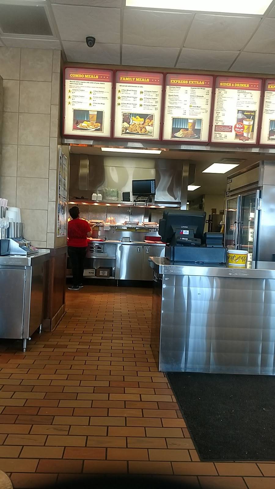 Chicken Express | restaurant | 13282 TX-29, Liberty Hill, TX 78642, USA | 5125486390 OR +1 512-548-6390