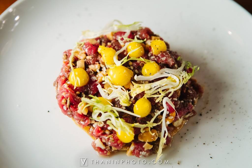 Foreign & Domestic | restaurant | 306 E 53rd St, Austin, TX 78751, USA | 5124591010 OR +1 512-459-1010