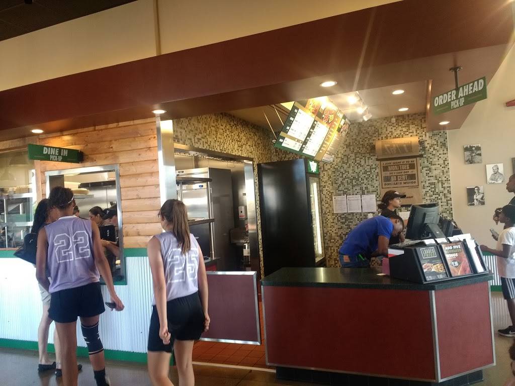 Wingstop | restaurant | 5406 Boulder Hwy ste b, Las Vegas, NV 89122, USA | 7026749464 OR +1 702-674-9464