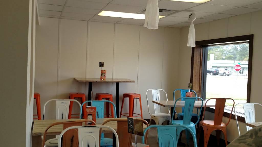 Tropical Smoothie Cafe | restaurant | 801 S Memorial Dr, Prattville, AL 36067, USA | 3347301602 OR +1 334-730-1602