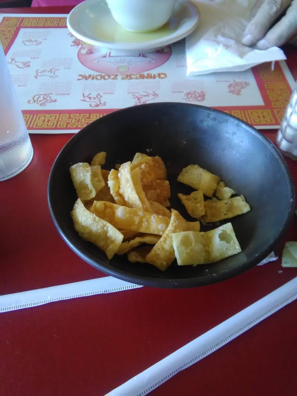 Leong Chinese Restaurant | restaurant | 67357 Main St, Richmond, MI 48062, USA | 5867279596 OR +1 586-727-9596