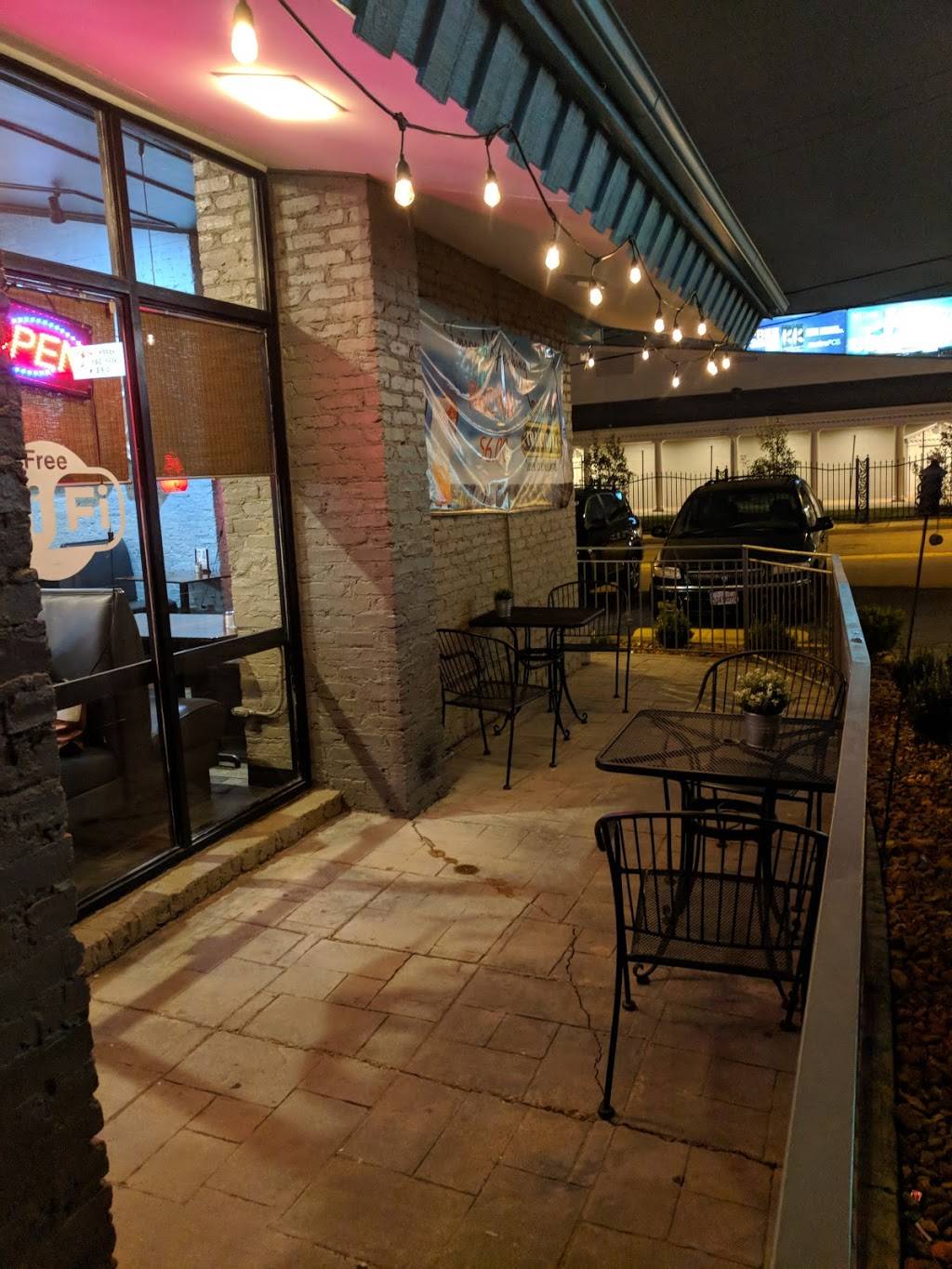 Agavos Cocina & Tequila | restaurant | 2924 Walnut Grove Rd, Memphis, TN 38111, USA | 9014339345 OR +1 901-433-9345