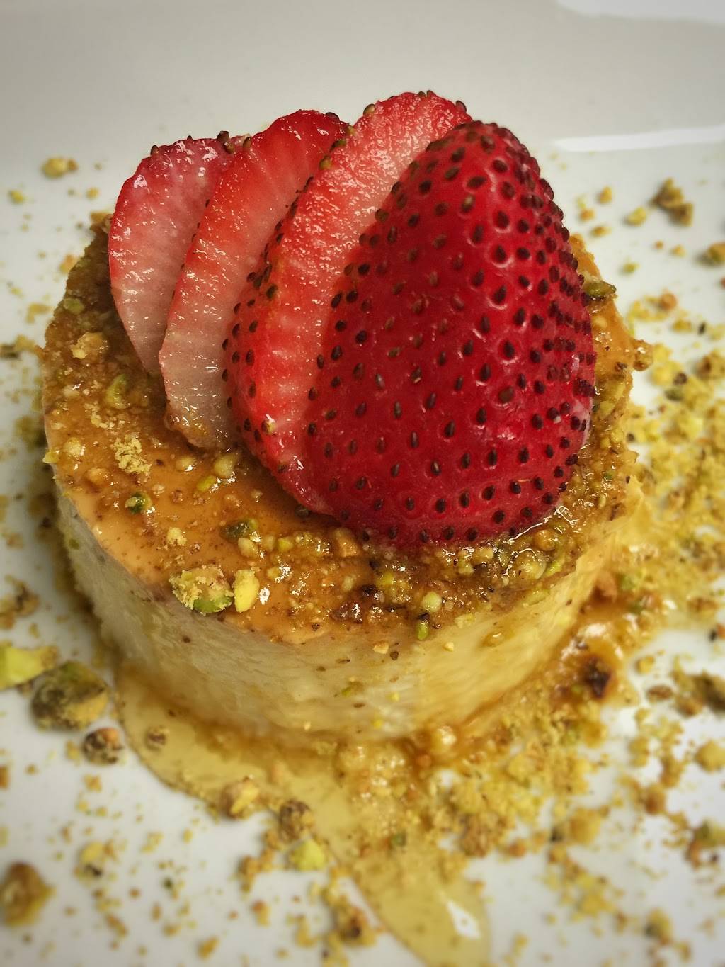 Cuba 312 | restaurant | 2054 W Roscoe St, Chicago, IL 60618, USA | 7732812822 OR +1 773-281-2822