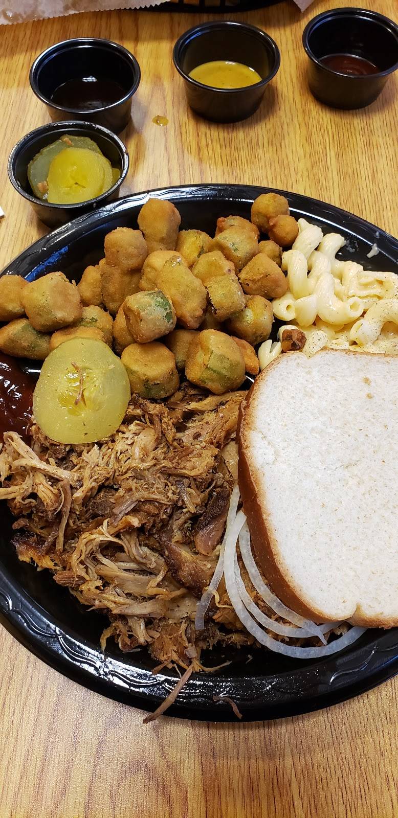 Johnny Rogers BBQ & Burgers | restaurant | 3709 Concord Pkwy S, Concord, NC 28027, USA | 7047212271 OR +1 704-721-2271