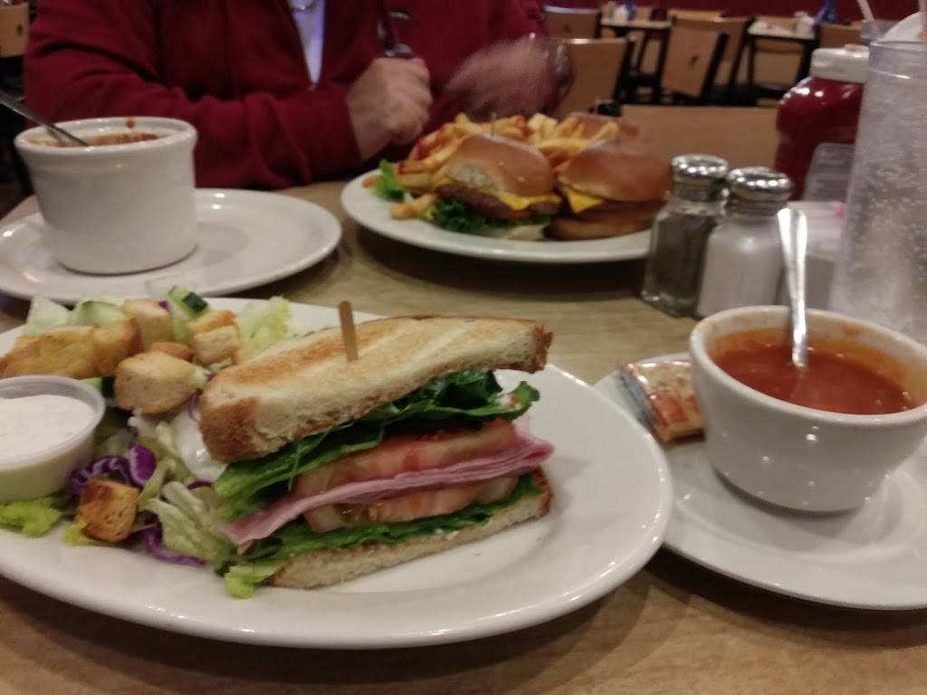 Leos Country Kitchen | restaurant | 1A, 11201 Sierra Ave, Fontana, CA 92337, USA | 9093508994 OR +1 909-350-8994