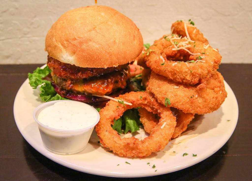 Danettes Brick Oven Pub | restaurant | 2875 Ray Lawyer Dr, Placerville, CA 95667, USA | 5306227420 OR +1 530-622-7420