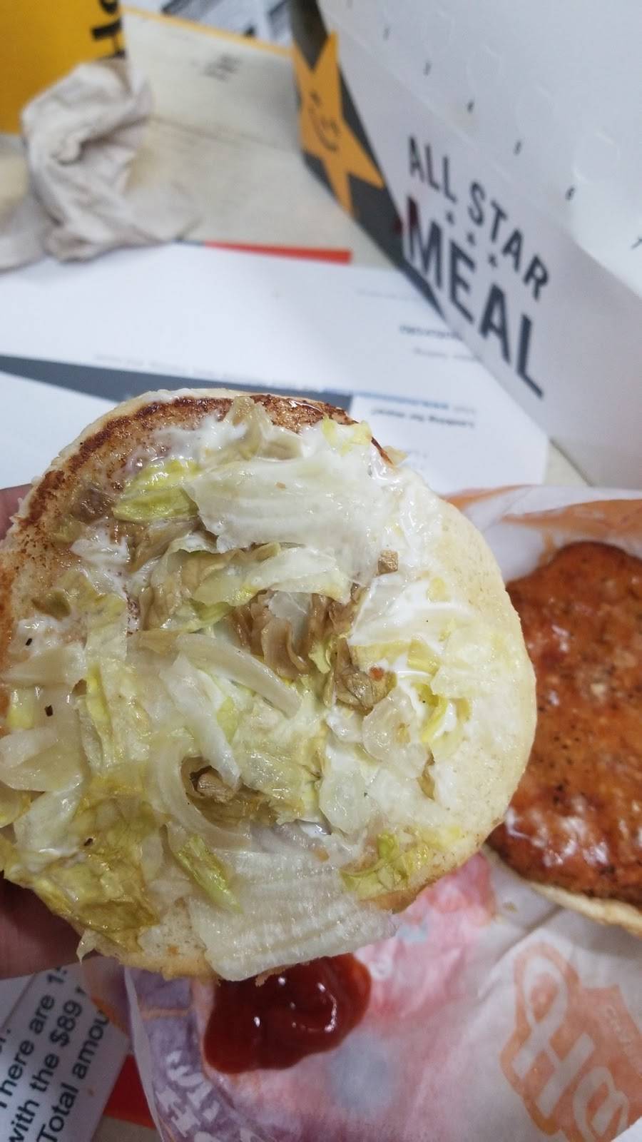 Hardees | restaurant | 1645 Dekalb Ave, Sycamore, IL 60178, USA | 7792224971 OR +1 779-222-4971