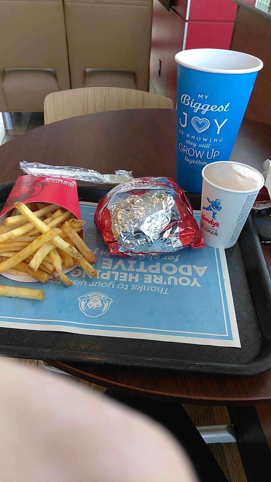 Wendys | restaurant | 4849 North, I-35, Round Rock, TX 78664, USA | 5124250651 OR +1 512-425-0651