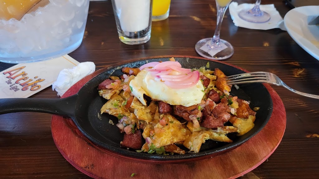 Areito Bar & Grill | restaurant | 2022 Hollywood Blvd, Hollywood, FL 33020, USA | 9543917062 OR +1 954-391-7062