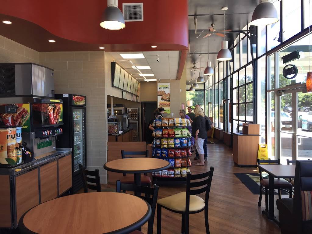 Subway | meal takeaway | 509 NE Santiam Blvd, Mill City, OR 97360, USA | 5038976087 OR +1 503-897-6087