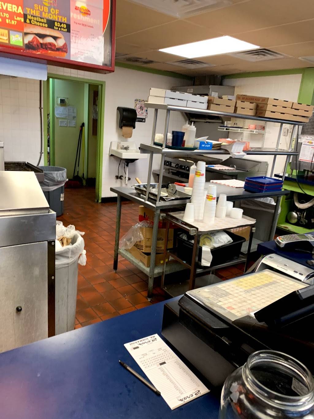 Zeros Subs | restaurant | 6509 Auburn Dr, Virginia Beach, VA 23464, USA | 7574203676 OR +1 757-420-3676