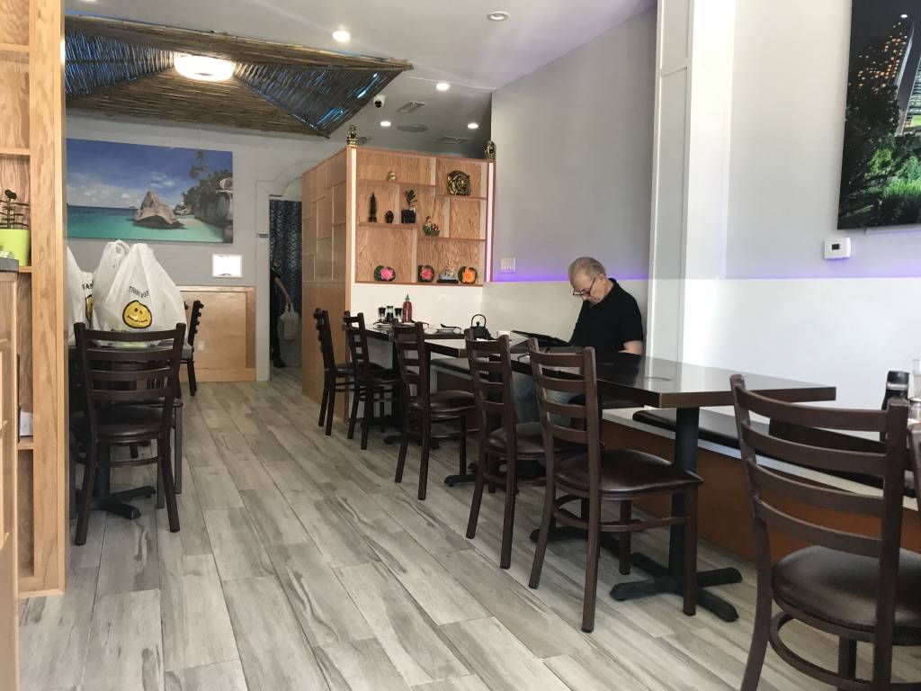 Sungai Malaysian Cuisine | restaurant | 6218 18th Ave, Brooklyn, NY 11204, USA | 3476738488 OR +1 347-673-8488