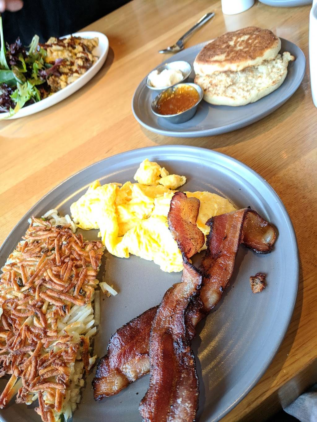 J Nichols Kitchen | restaurant | 4375 Glencoe Ave, Marina Del Rey, CA 90292, USA | 3108232283 OR +1 310-823-2283